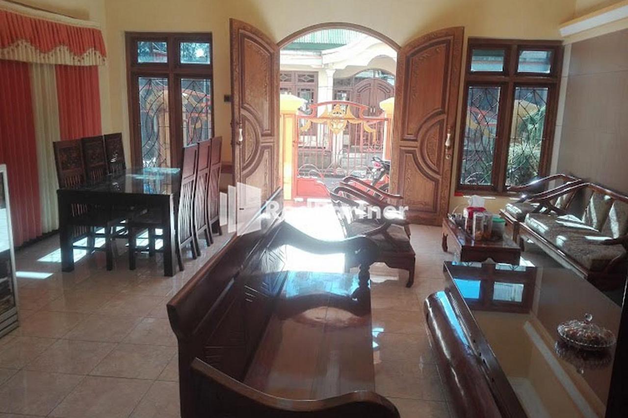 Bromo Indah Lestari Homestay Mitra Reddoorz Pasuruan Eksteriør bilde